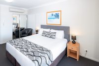 The Brighton Studio Lake View King Bed